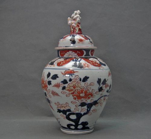 Antique Japanese Imari Porcelain Jar 17th Century Edo Period