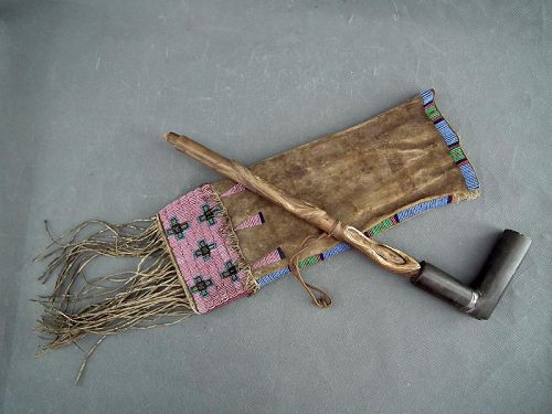 Antique Native North American Indians Sioux Stone Pipe With Beaded Bag
