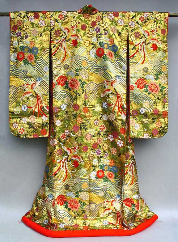 Gold Japanese Uchikake Wedding Gown by Yumi Katsura