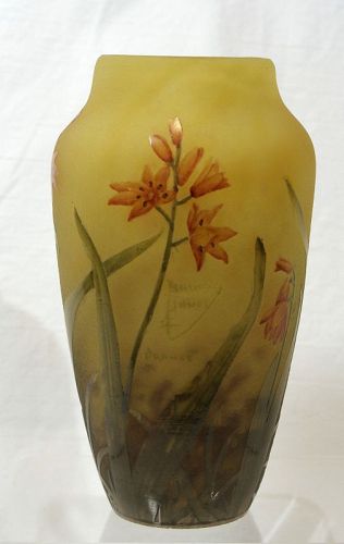 Daum Cameo Cabinet Vase