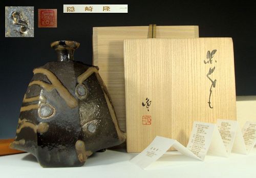 Amazing Kakurezaki Ryuichi Large Black Bizen Tokkuri Vase