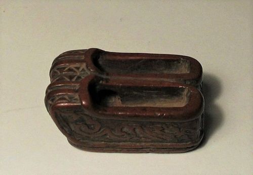 Fine Chinese Toggle of Carved Pair of Shoes (item #1371999)