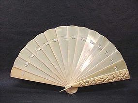 Early 20th Century Chinese Carved Ivory Fan