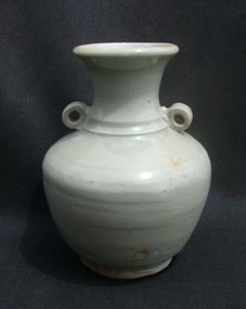 A Song Qingbai Vase with 2 Lugs