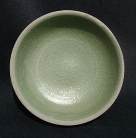 A Longquan Celadon Small Dish #01M11