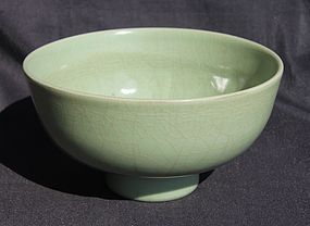 A Good  Yuan Longquan Stem Bowl w/ Incised Decorations