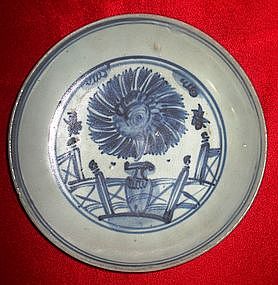Early Ming Blue and White dish with Flower