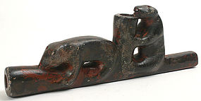 Great Lakes region Indian two bear effigy pipe