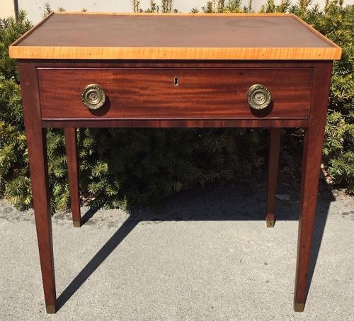 Antique Federal one-drawer server