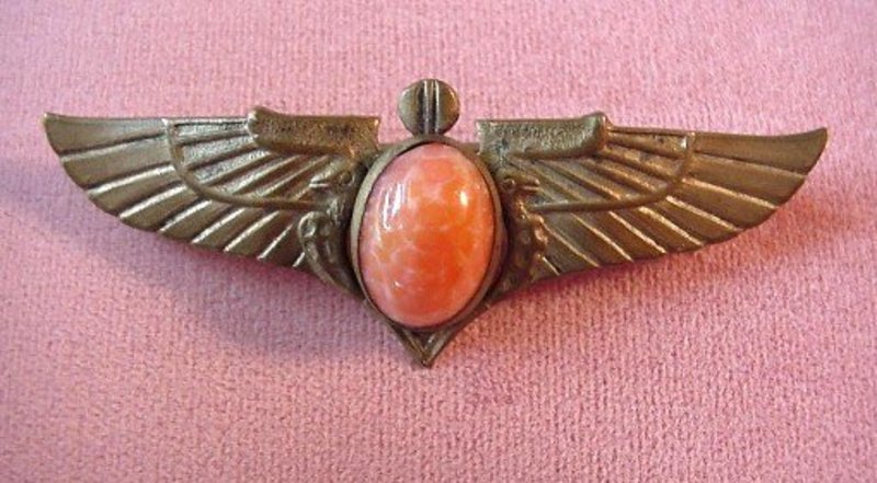 ART DECO WINGS PIN with BEZELED CORAL