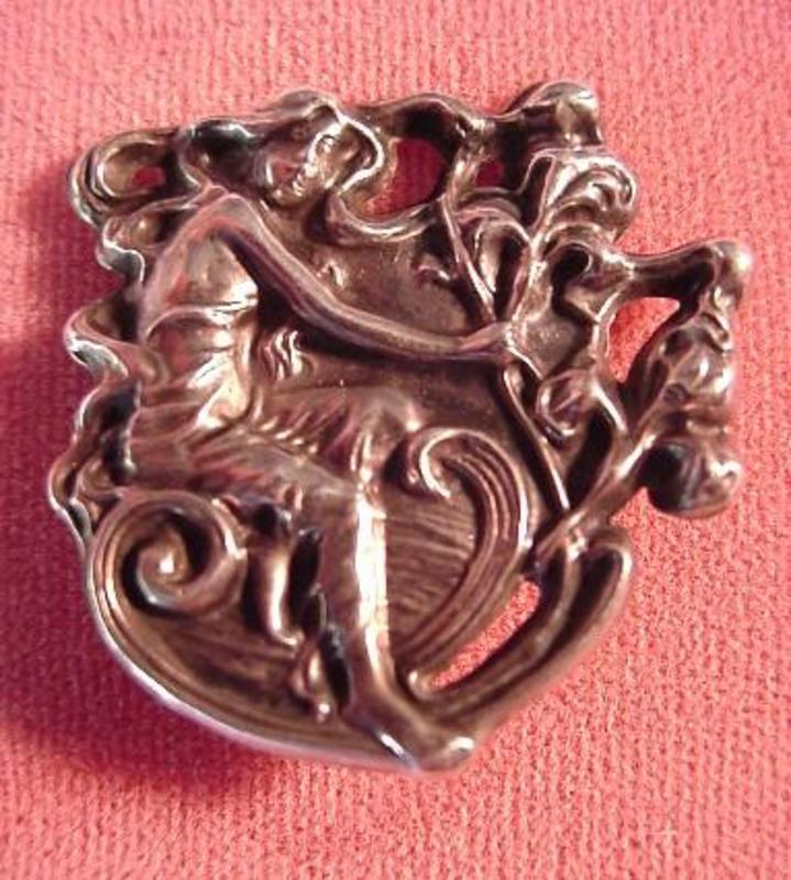 Sterling ART NOUVEAU PIN { Seated LADY