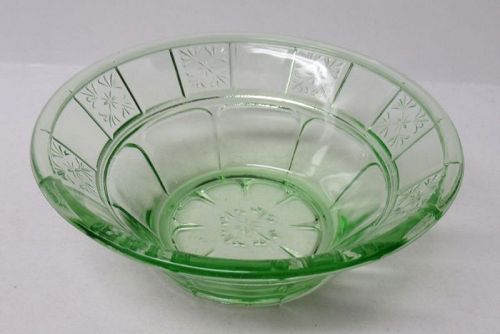 Jeannette Depression Glass Green DORIC 4 1/2 In BERRY BOWL