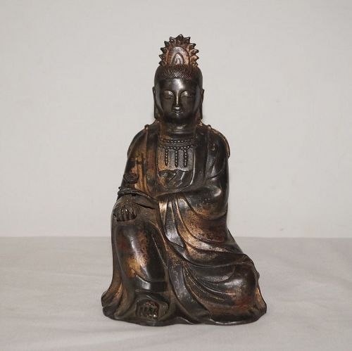 Qing dynasty bronze gilt seated Guanyin