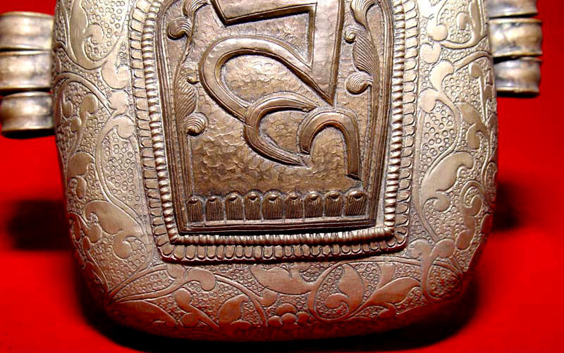 Tibetan Silver Prayer Box &quot;Gau&quot; with Relics - 19th C.