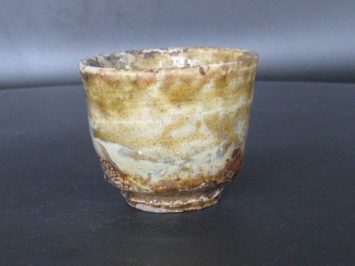 Madara Karatsu "Yohen" sake cup by Dohei Fujinoki popular artist
