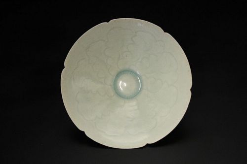 12th century Jingdezhen yao blue porcelain flower shaped small bowl
