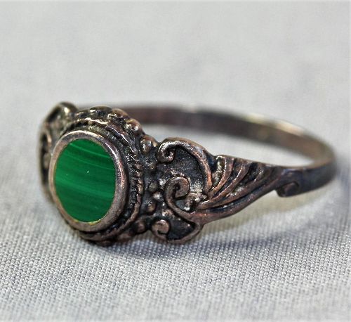 Russian Malachite and 925 marked Silver Ring