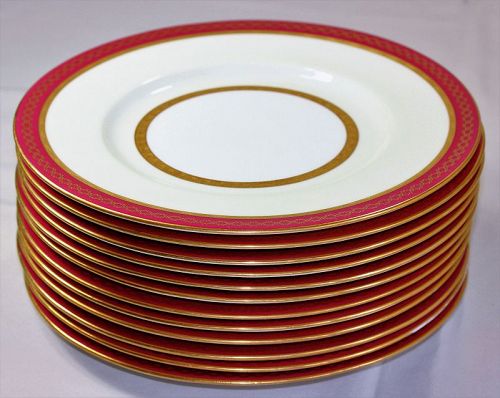 12 Tiffany English Mintons Porcelain Plates, Wine & Gold rim