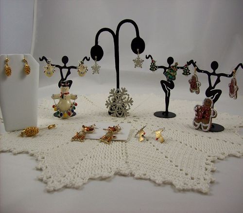 Christmas Jewelry Lot Pin Earrings Sets