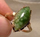 10K Yellow Gold Green Agate Ring  1950s-60s - Size 5-3/4