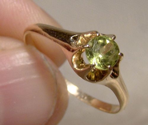10K Rose Gold Peridot Solitaire Ring 1920-30 - Size 7