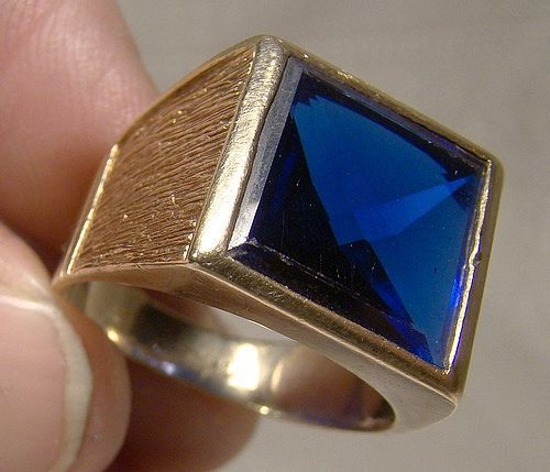 10K Man's Synthetic Blue Sapphire Ring 1950s 10 K Modernist Size 9-3/4