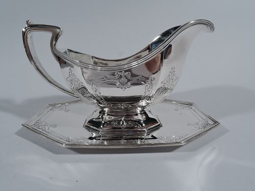 Antique Reed & Barton Sterling Silver Gravy Boat on Stand