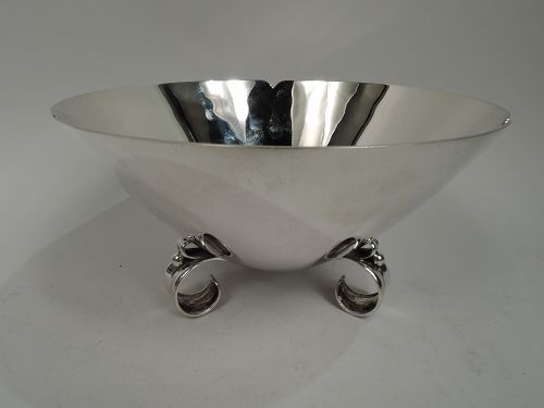 Tiffany American Midcentury Modern Classical Sterling Silver Bowl