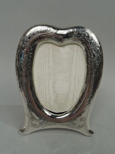 Romantic Tiffany Edwardian Art Nouveau Heart-Shaped Picture Frame