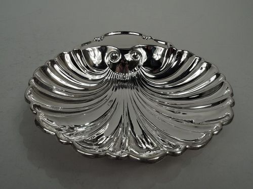 American Modern Classical Sterling Silver Scallop Shell Bowl