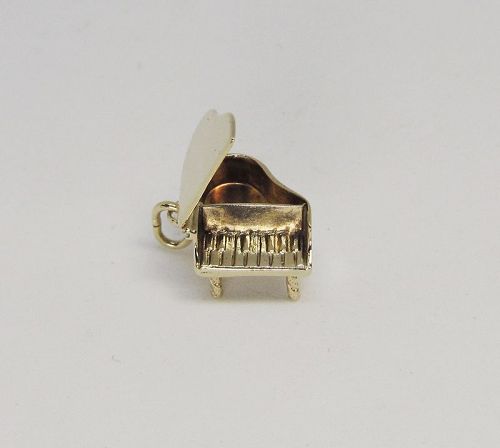 Vintage 14Kt Gold Piano Charm