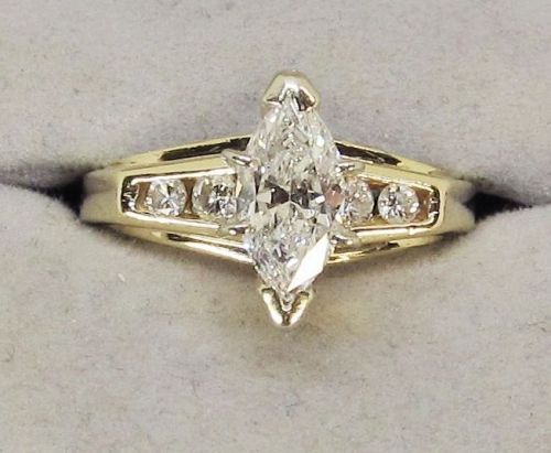 Engagement Ring Marquise Diamond 14Kt Yellow Gold