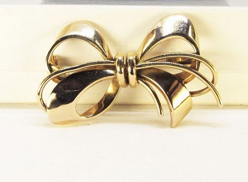 Bow Broach 18Kt Yellow Gold