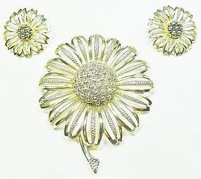 Sarah Coventry Sunflower Pin and Earrings