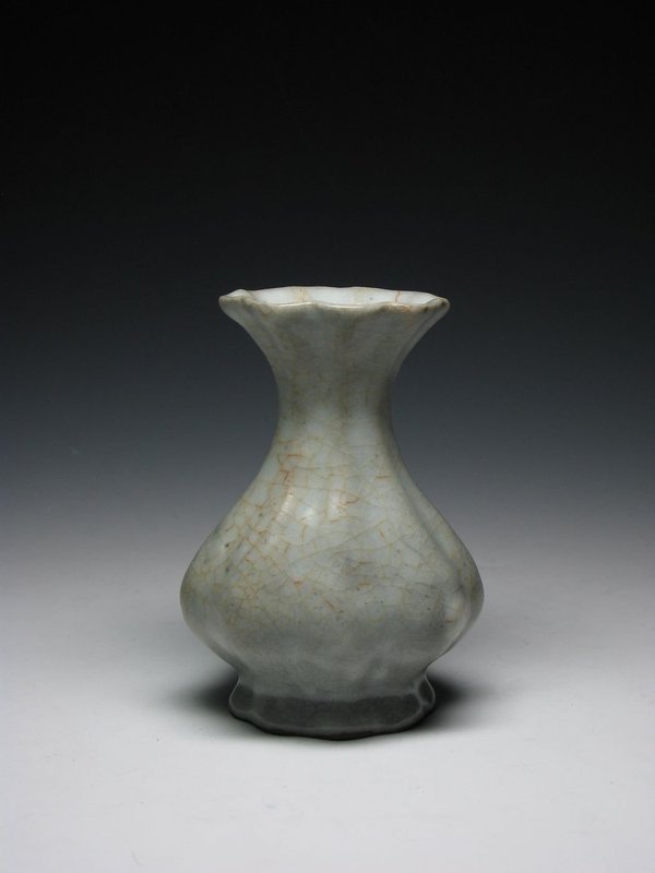A  Nice Guan-Type Vase.