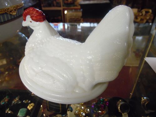 Westmoreland milk glass hen top for covered dish