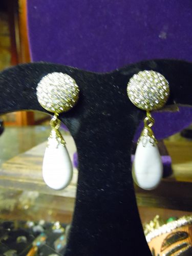 Vintage Weiss clip white drop earring with encrusted rhinestones