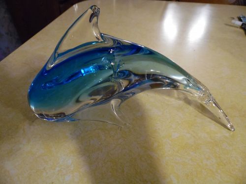 Gorgeous Fifth Avenue aqua blue clear art glass dolphin 10"