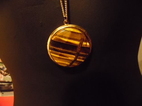 Lovely vintage goldtone tigers eye  locket and chain