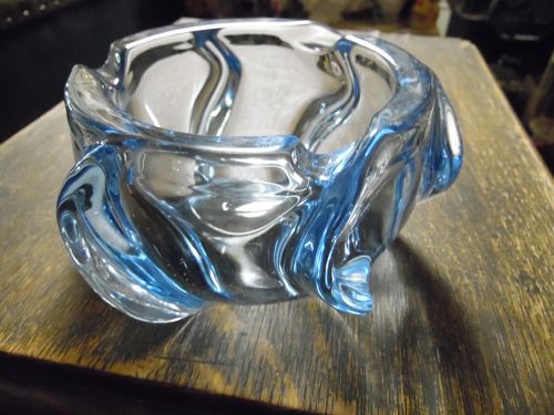 Parker heavy blue art deco glass ashtray, Made in England
