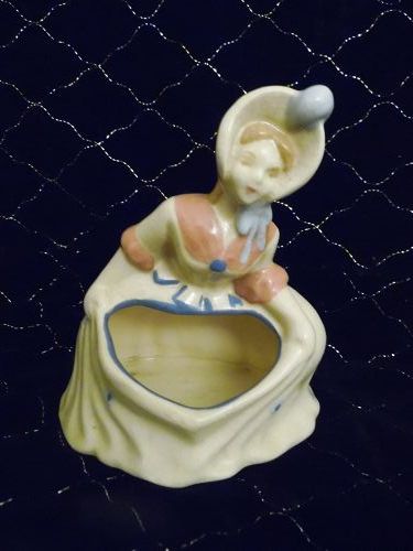 Vintage 40's lady ceramic  planter front opening