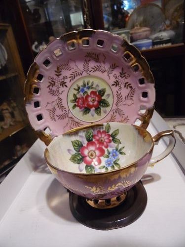 Fancy vintage floral Japanese lustre teacup and saucer open lace edge