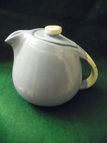Hall Superior Rose Parade 3-4 cup teapot