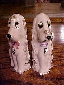 Vintage hound shakers with fly or bee