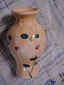 Small ceramic vase hand painted daisys, only 4" tall