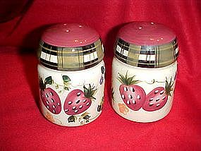 Oneida fruits and flowers salt and pepper shakers