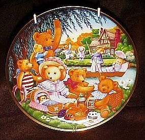 Franklin Mint Teddy Bear Picnic limited edition plate