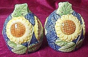 Hand painted blue and yellow sunflower shakers