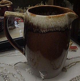 Pfaltzgraff gourmet brown drip pitcher 7 3/8"