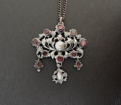 Arts & Crafts Period 830 Silver Pearl & Garnet Pendant Necklace Signed